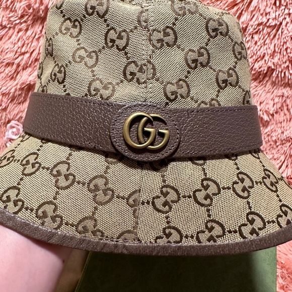 GUCCI Brown Canvas Bucket Hat with complete inclusions in size 57 or small - Picture 3 of 6
